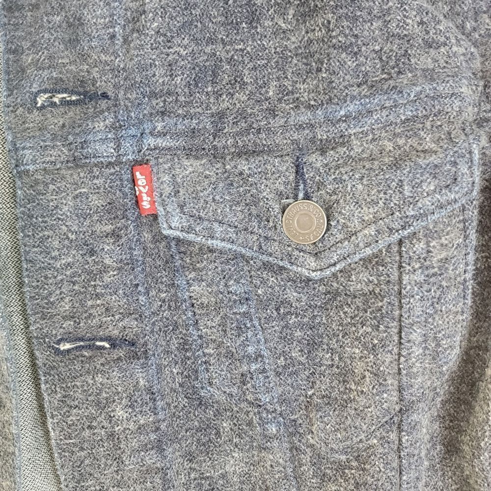 Levis brushed cotton trucker style jacket - Picture 7 of 8